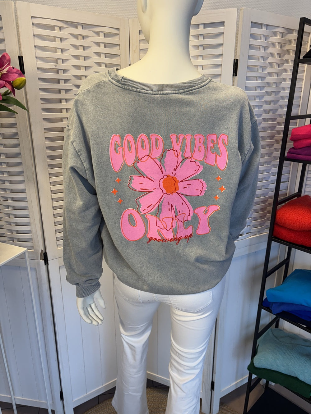 Sweater "Good Vibes Only"