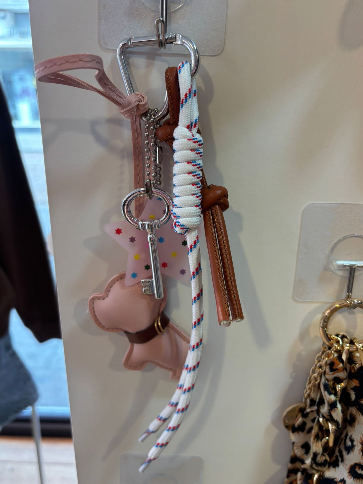 Diverse sleutelhangers/Tassenhangers