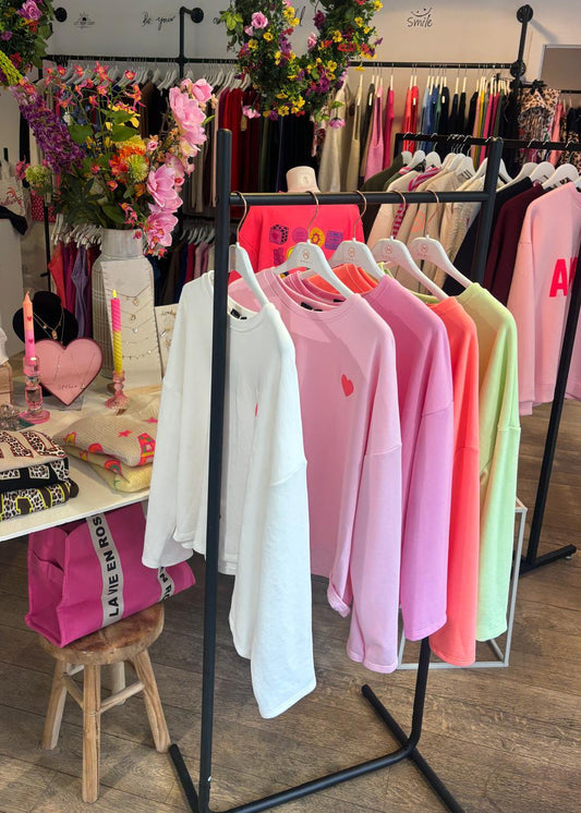 Basic shirt/weater "Lovely Heart"