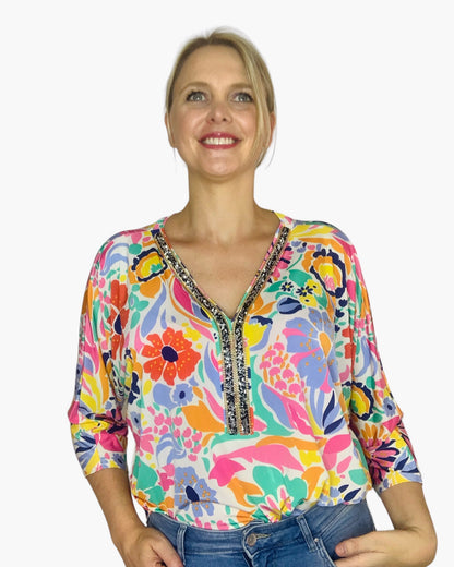 Blouse met kleurrijke print (in 3 varianten)