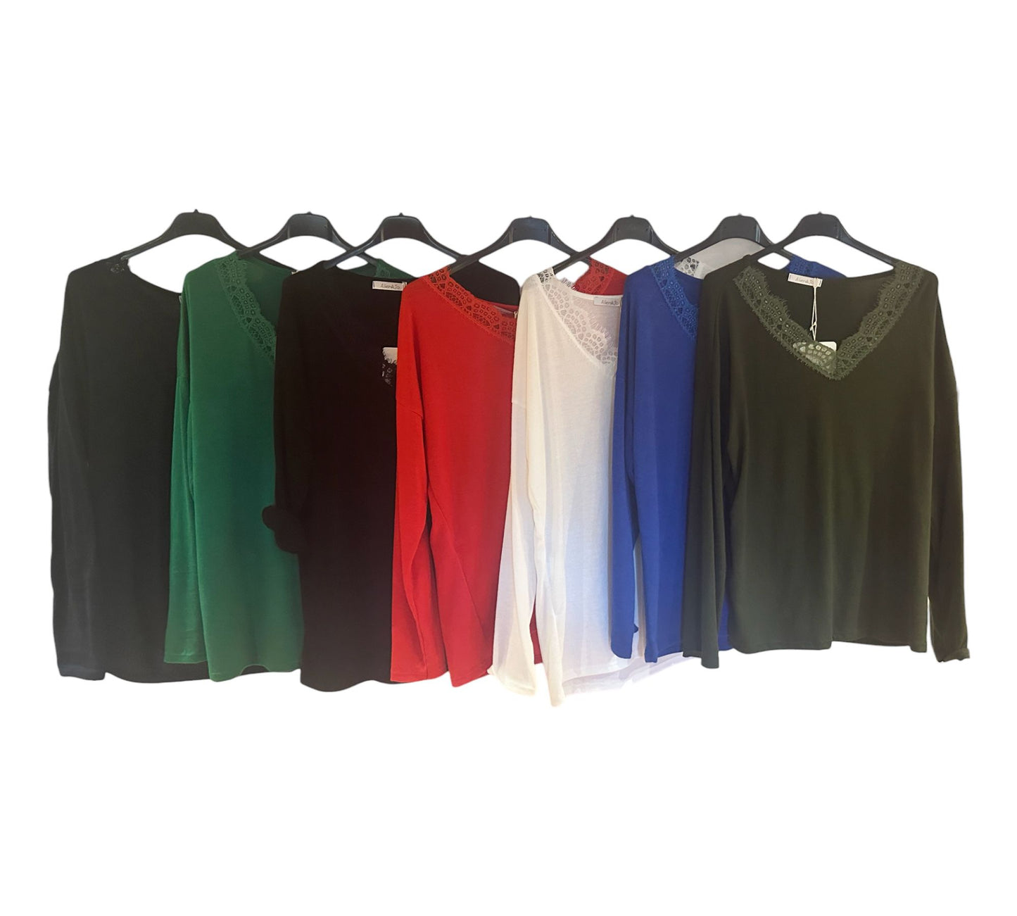 Superzachte shirt met kanten v-hals