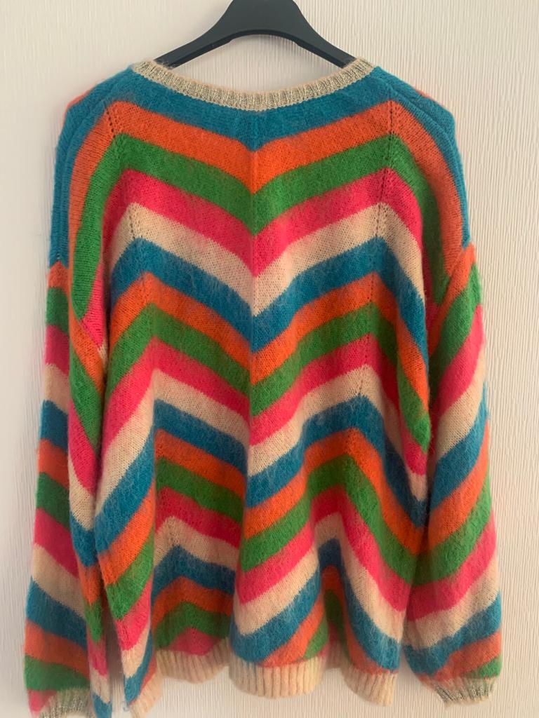 Multicoloured pull zigzag patroon