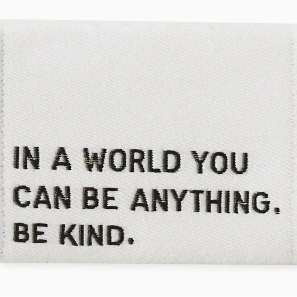 Naaipatch mini "BE KIND"