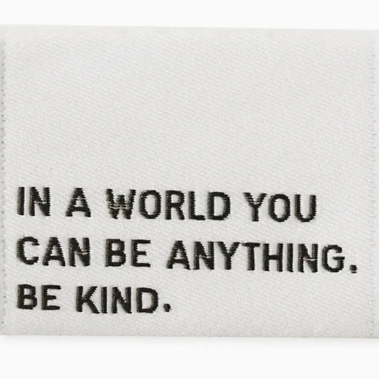 Naaipatch mini "BE KIND"